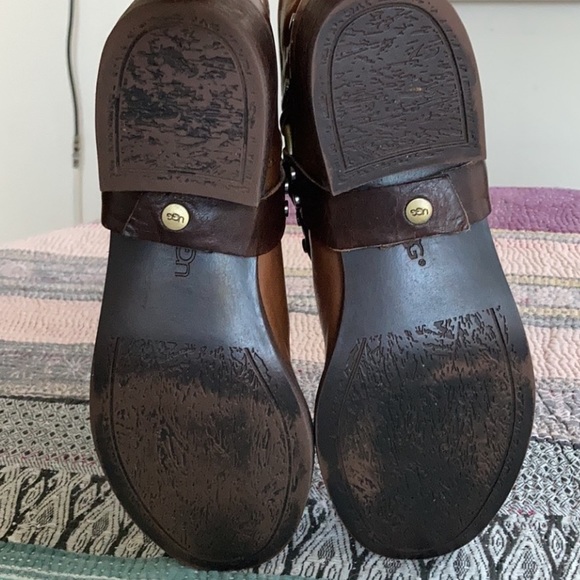 UGG moto boots women’s sz 7 cognac riding boots wool insole style excellent cond - Picture 7 of 9